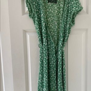 🌱Reformation Green Tea Length Wrap Dress 0🌱